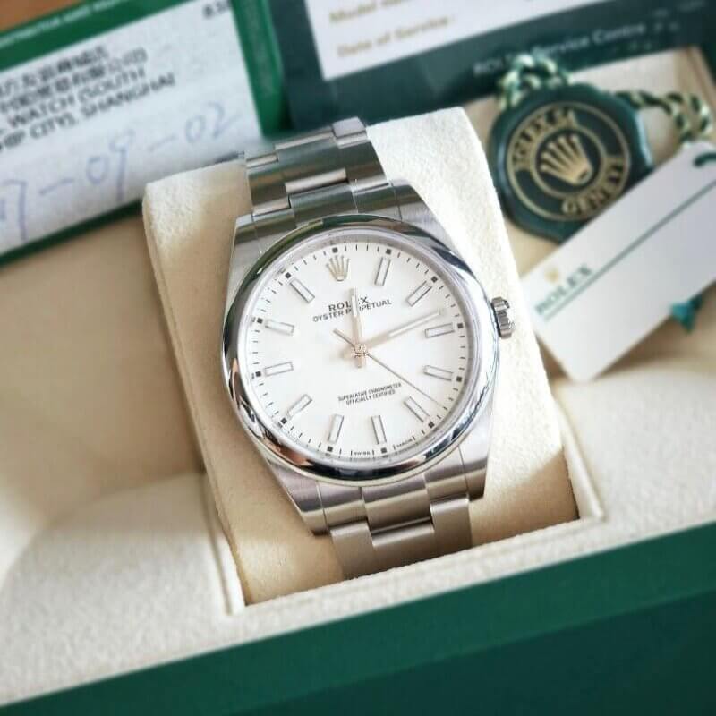 Rolex Oyster Perpetual https://spacetimewatch.com/shop/rolex-oyster-perpetual/