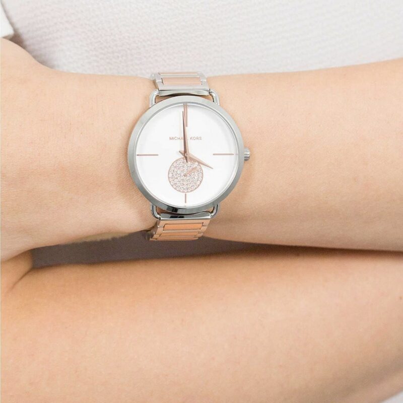 07a4a7b9 8f86 4f89 8573 03ebbe588892 https://spacetimewatch.com/shop/michael-kors-portia-gold/
