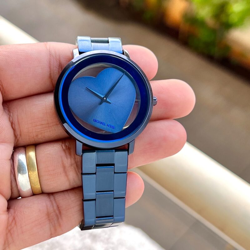 1b036f87 0bbe 4db6 8e7a 1ee2db59053b https://spacetimewatch.com/shop/michael-kors-mk-jaryn/