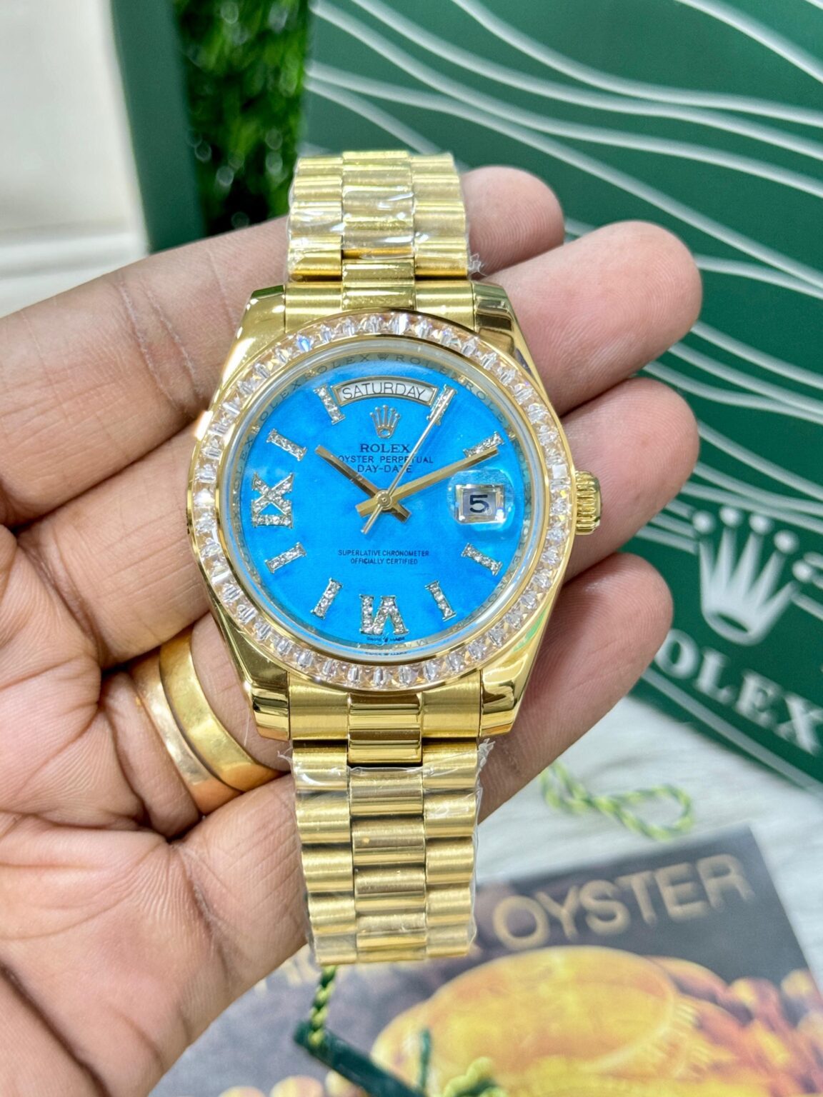 2d7b88b0 7dc9 403e ac51 3f123c165b36 scaled https://spacetimewatch.com/shop/rolex-tiffany-edition/