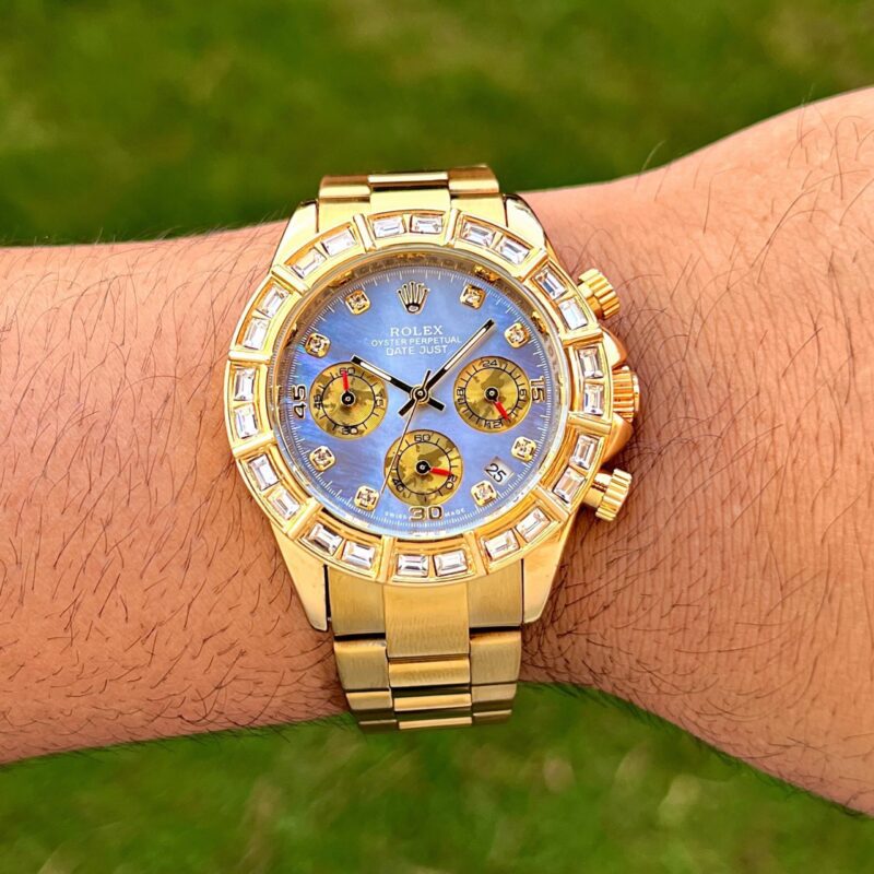 98b72ace e127 4b83 92ec 12fdfcaf06fe scaled https://spacetimewatch.com/shop/rolex-daytona-gold-iceblue/
