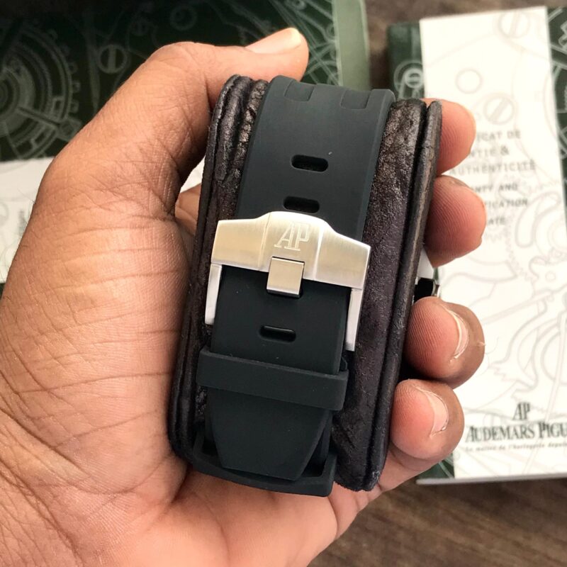 9c79cd65 dd62 4218 ba70 f7b0be3f3ab2 1 scaled https://spacetimewatch.com/shop/audemars-piguet-royal-oak-off-shore/