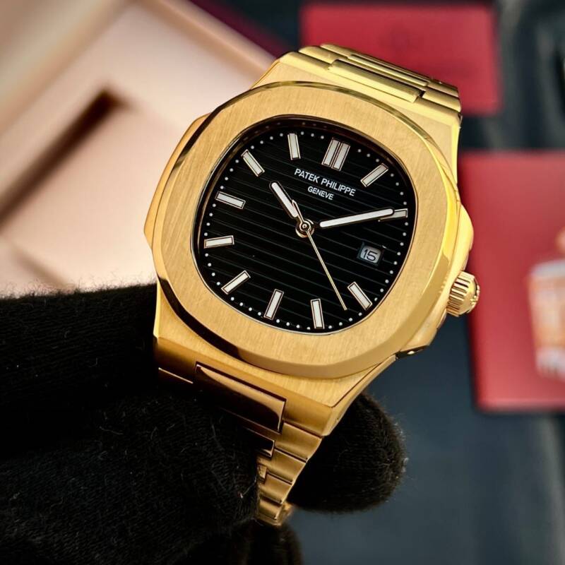 Patek Philippe Nautilus Ever Gold 1 https://spacetimewatch.com/shop/patek-philippe-nautilus-ever-gold/