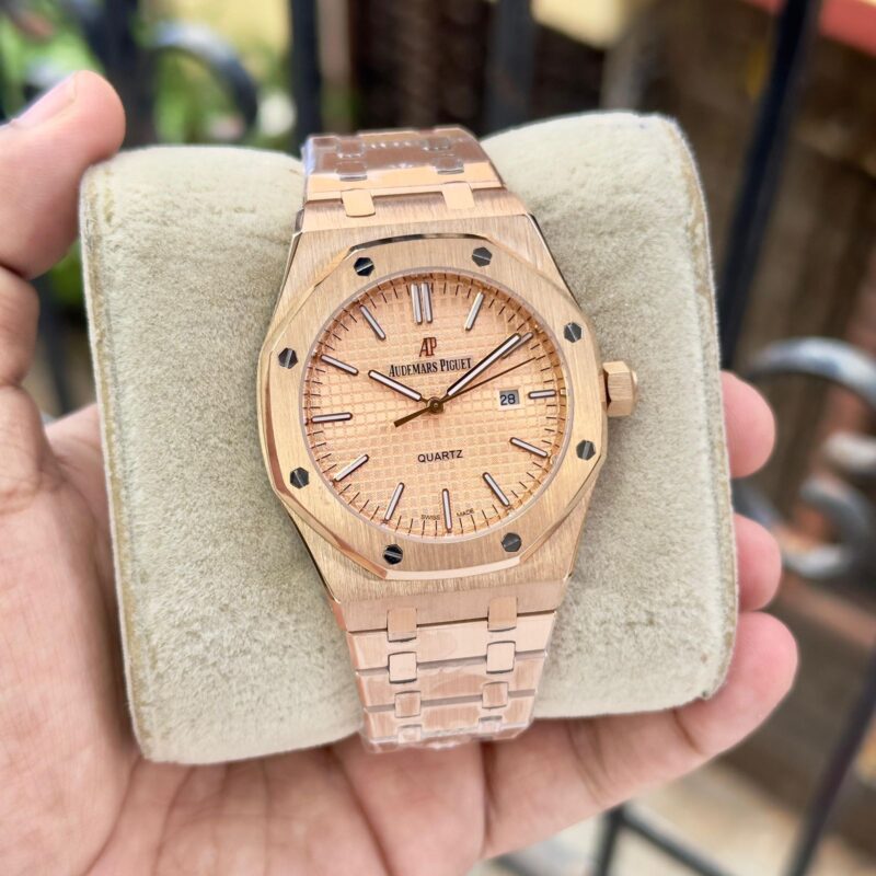 IMG 20240319 WA0026 https://spacetimewatch.com/shop/audemars-piguet-royal-oak-3-colors/