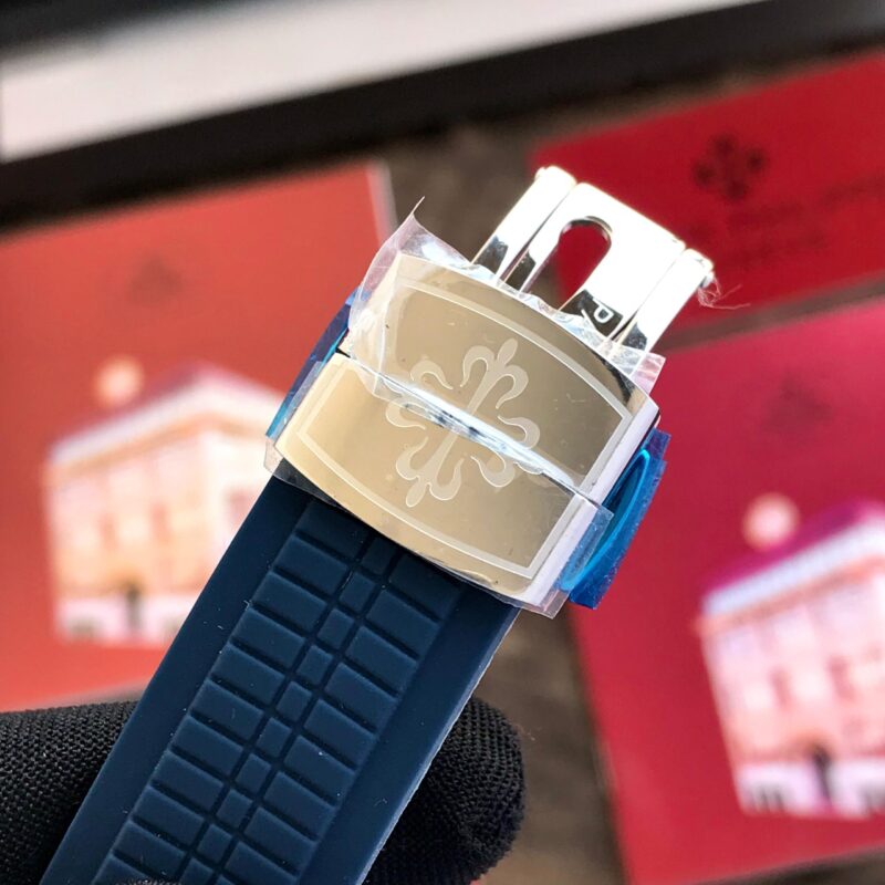IMG 20240319 WA0083 scaled https://spacetimewatch.com/shop/patek-philippe-nautilus-blue-automatic/