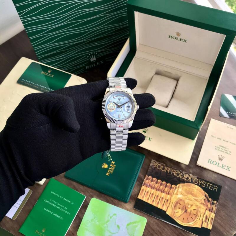 IMG 20240412 092228 807 https://spacetimewatch.com/shop/rolex-day-date-skyblue/
