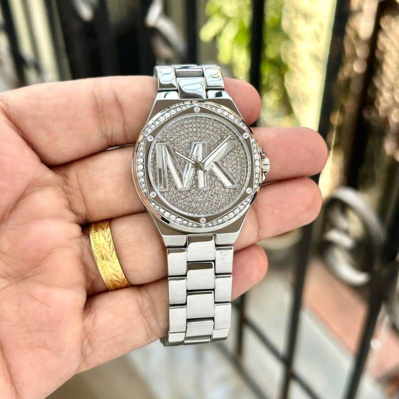 IMG 20240602 163244 671 https://spacetimewatch.com/shop/michael-kors-lennox-crystals-ladies-bradshaw/