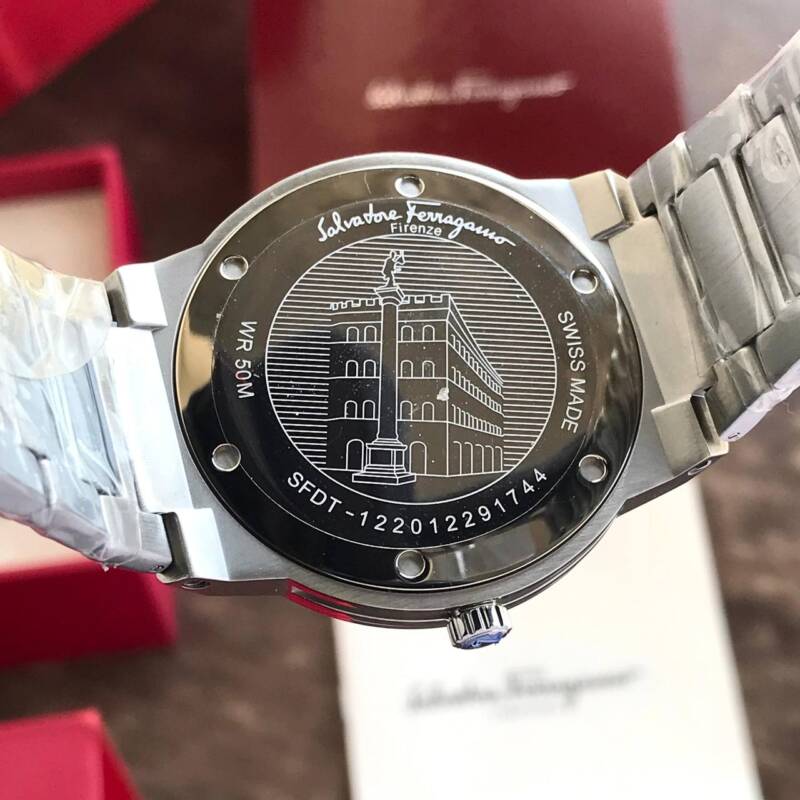 IMG 20240607 142327 934 https://spacetimewatch.com/shop/salvatore-ferragamo-f-80-classic-sfme00221/
