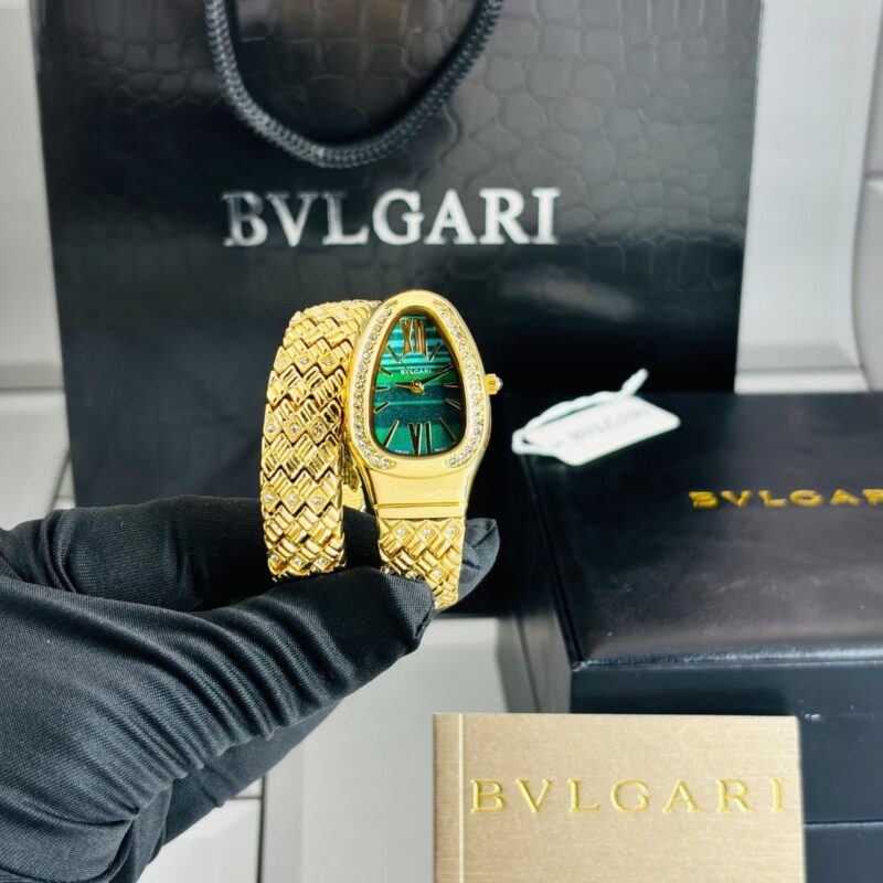 aa62ebf4 32a6 4baf a8bf 8b75f6eea294 https://spacetimewatch.com/shop/bvlgari-serpenti-tubogas-103250/