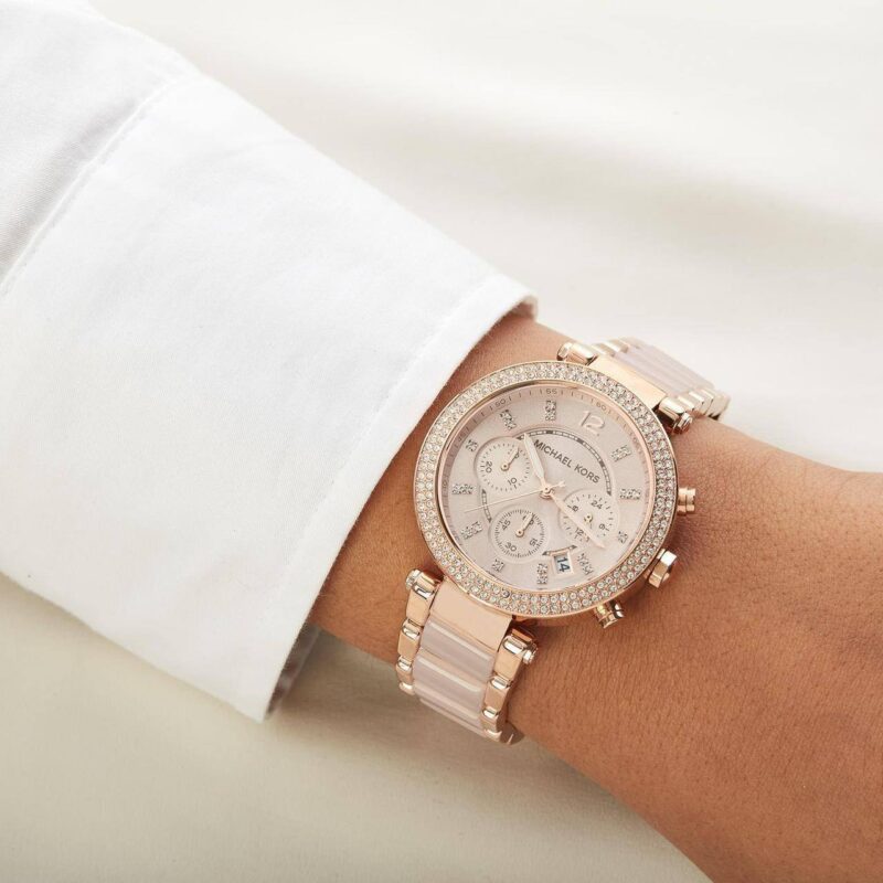 IMG 20240805 205406 573 https://spacetimewatch.com/shop/michael-kors-parker-crystal-rose-gold/