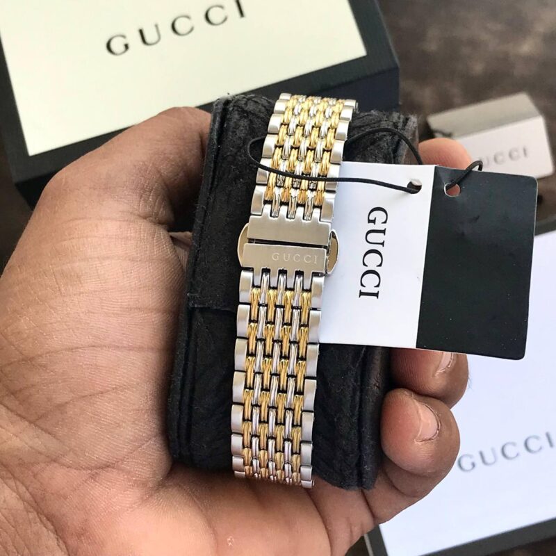 IMG 20240812 175038 306 https://spacetimewatch.com/shop/%e2%81%a0gucci-g-timeless-slim-bee/