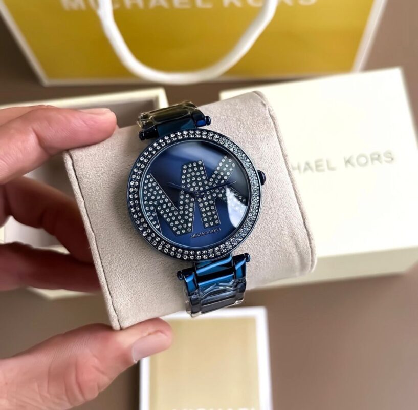 IMG 20240914 WA0093 https://spacetimewatch.com/shop/michael-kors-premium-parker/
