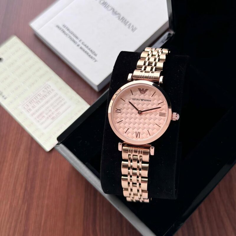 IMG 20240916 WA0146 https://spacetimewatch.com/shop/emporio-armani-diamond-dial/