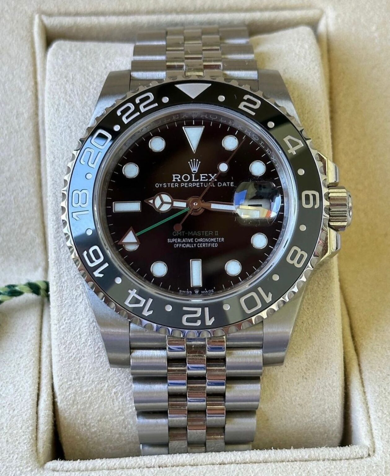 IMG 20240916 WA0162 https://spacetimewatch.com/shop/rolex-gmt-ii-silver/