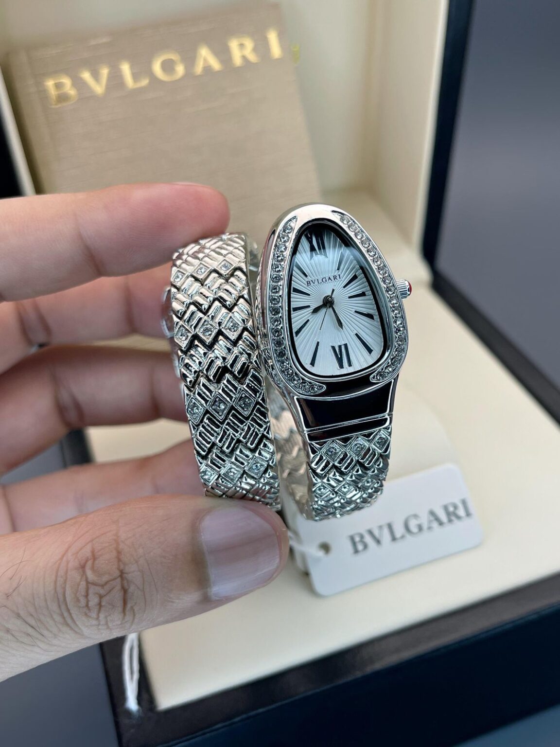 IMG 20240919 WA0051 https://spacetimewatch.com/shop/bvlgari-bv-snake/