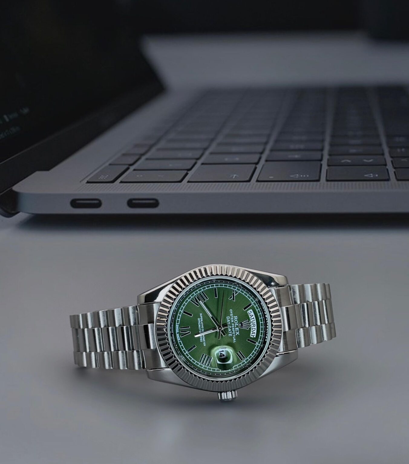 IMG 20240921 WA0014 https://spacetimewatch.com/shop/rolex-day-date-green-dial-2/