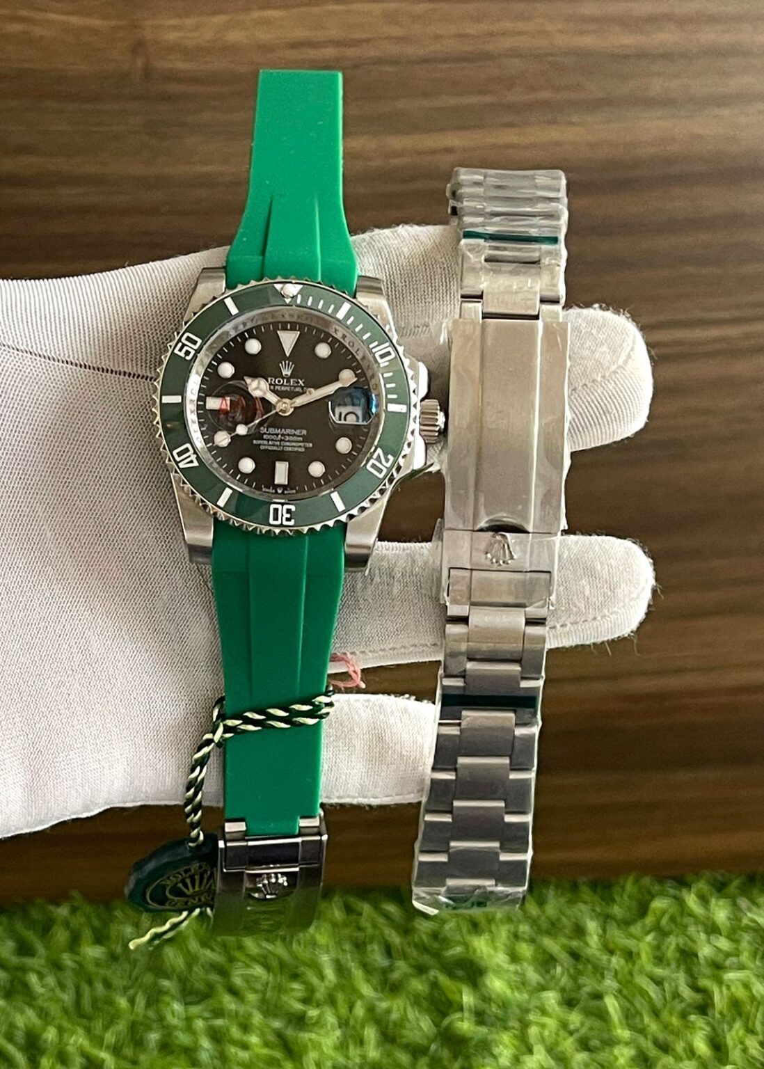 IMG 20240925 WA0003 https://spacetimewatch.com/shop/rolex-submariner-date-2/