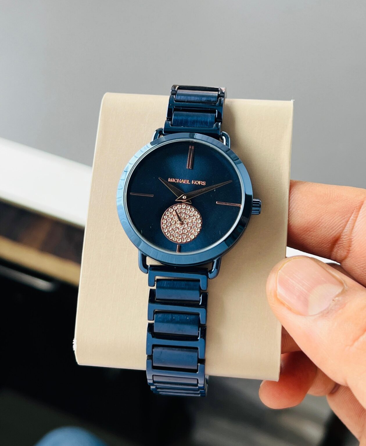 IMG 20240925 WA0035 scaled https://spacetimewatch.com/shop/michael-kors-portia-blue-mk3680/