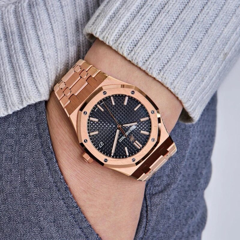 IMG 20240925 WA0042 https://spacetimewatch.com/shop/audemars-piguet-royal-oak-offshore-4/