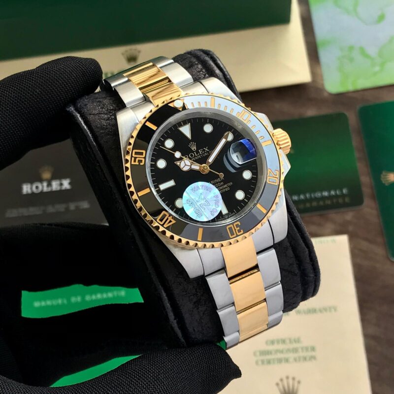 IMG 20241001 WA0005 https://spacetimewatch.com/shop/rolex-submariner-gold-silver/