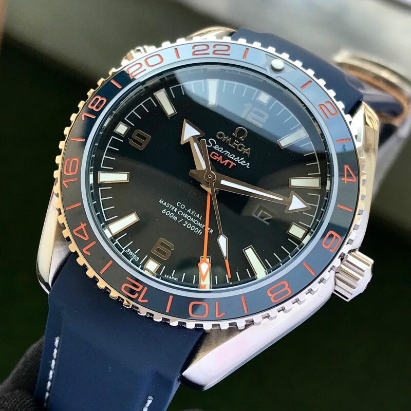 IMG 20241001 WA0025 scaled https://spacetimewatch.com/shop/omega-seamaster-co-axial-gmt-deep-blue/