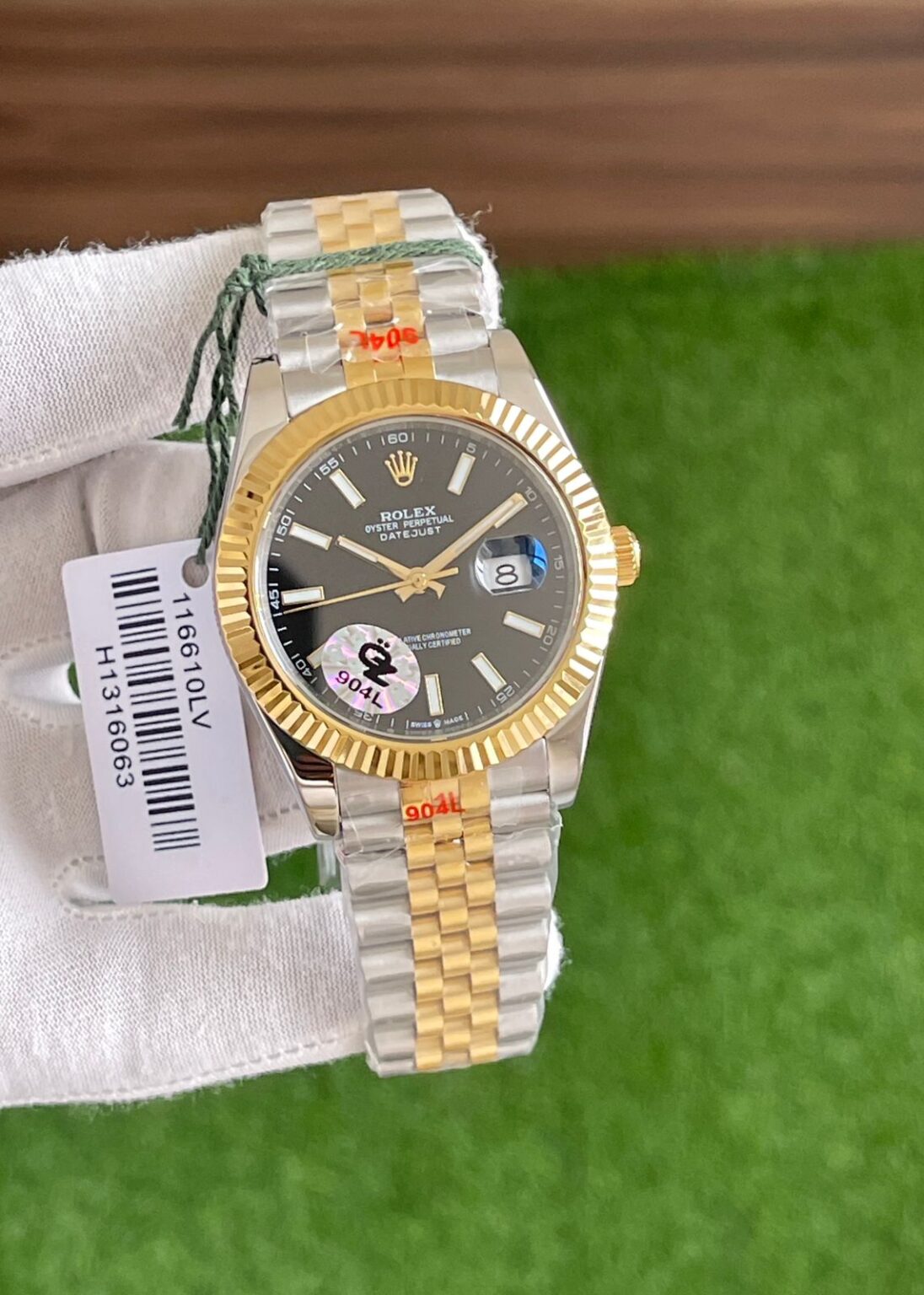 IMG 20241007 WA0029 https://spacetimewatch.com/shop/rolex-day-date-ring/