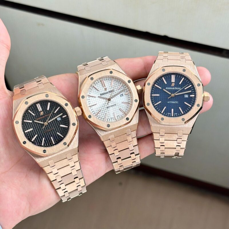 IMG 20241008 WA0052 1 https://spacetimewatch.com/shop/audemars-piguet-royal-oak-2/