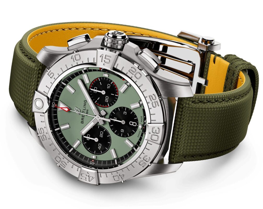 IMG 20241013 WA0130 https://spacetimewatch.com/shop/breitling-avenger-b01-green/