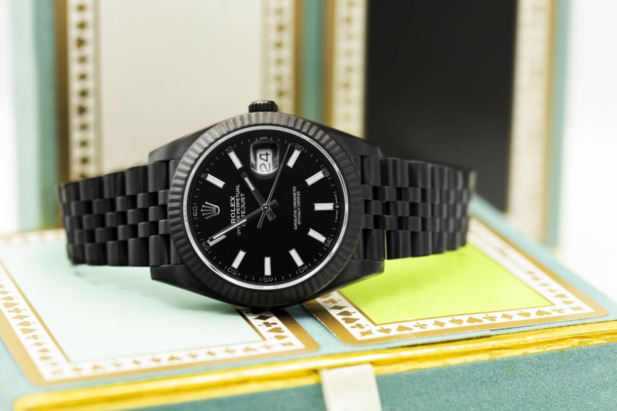 IMG 20241013 WA0164 https://spacetimewatch.com/shop/rolex-date-just-black/