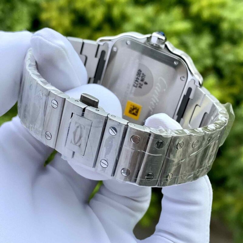 IMG 20241013 WA0219 https://spacetimewatch.com/shop/cartier-santos-geometric-shape/
