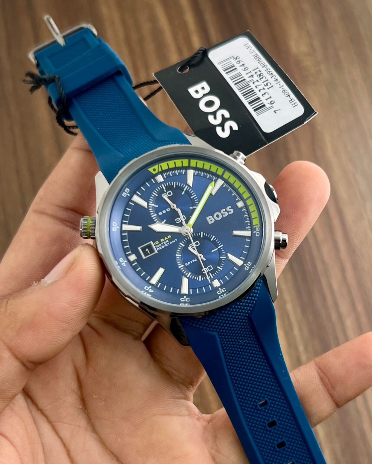 IMG 20241103 WA0033 https://spacetimewatch.com/shop/hugo-boss-globftrotter-1513821/