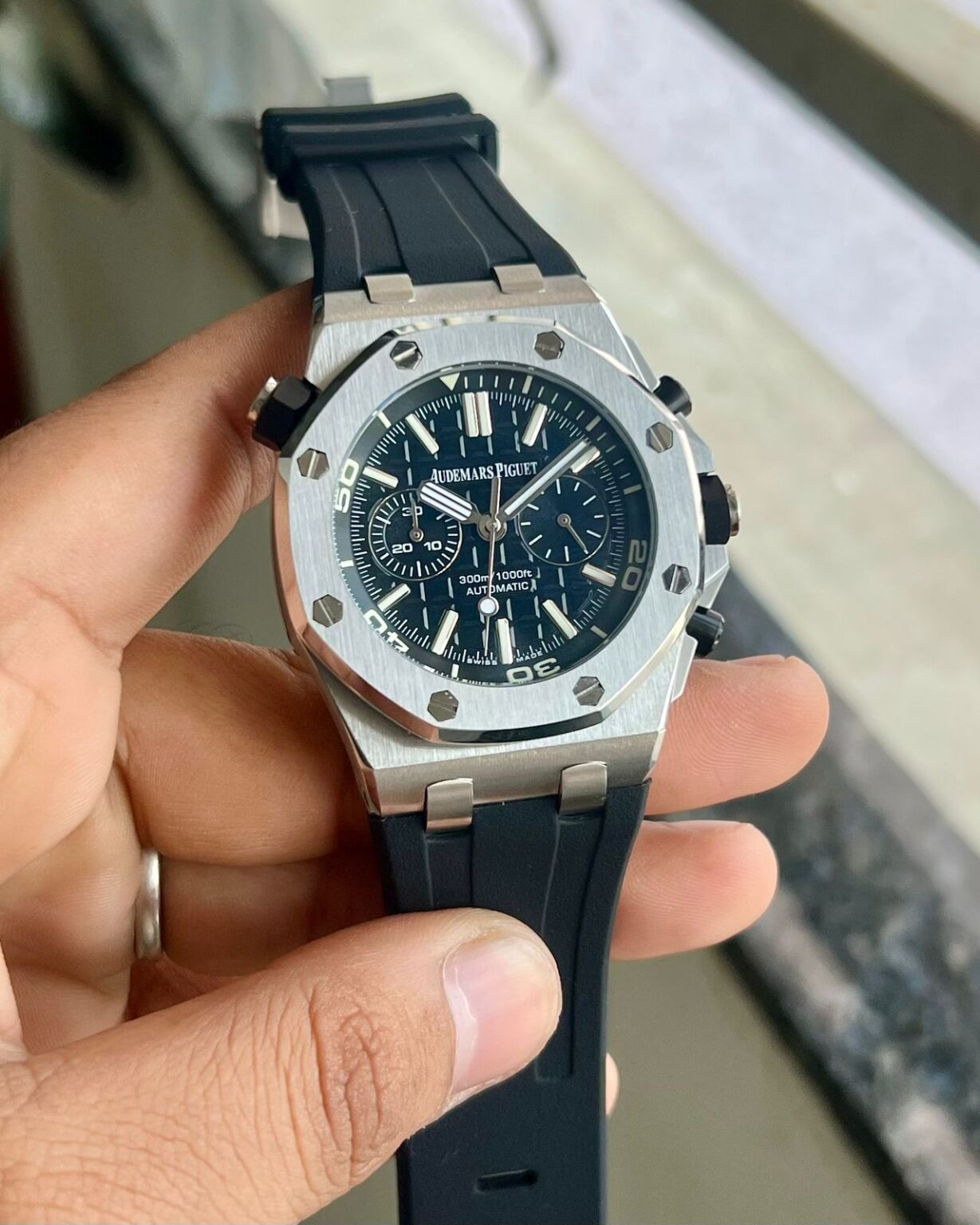 IMG 20241105 WA0059 https://spacetimewatch.com/shop/audemars-piguet-royal-oak-offshore-5/