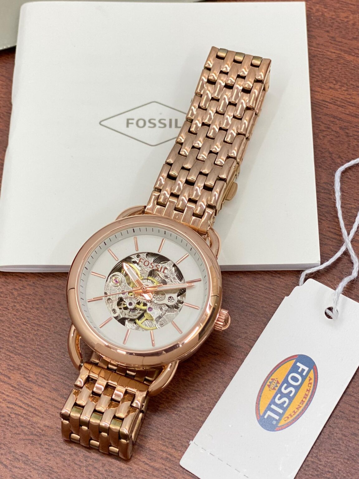 IMG 20241117 WA0077 scaled https://spacetimewatch.com/shop/fossil-analog-rose-gold/