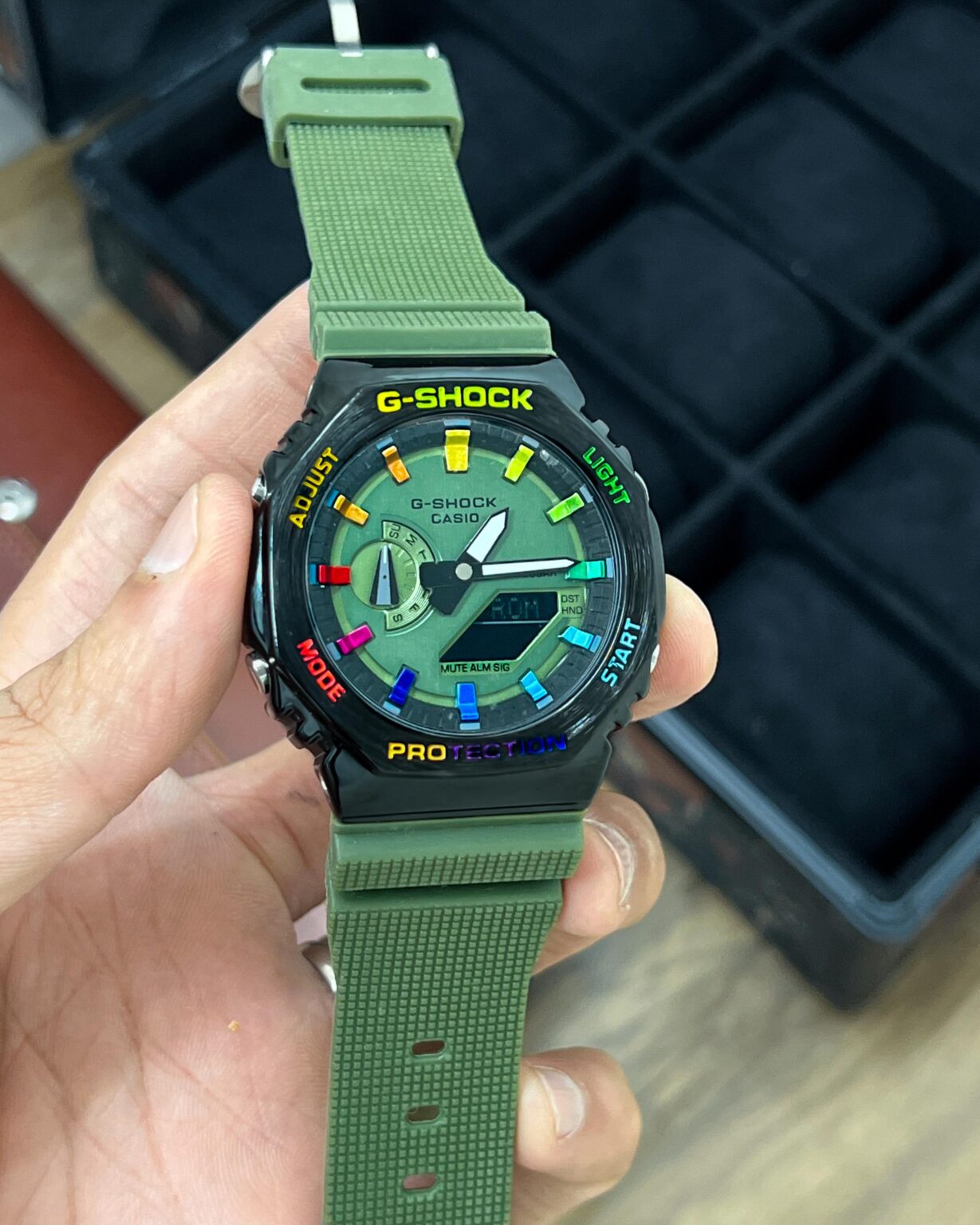 IMG 20241118 WA0013 scaled https://spacetimewatch.com/shop/g-shock-casioak-green-freak-rainbow/
