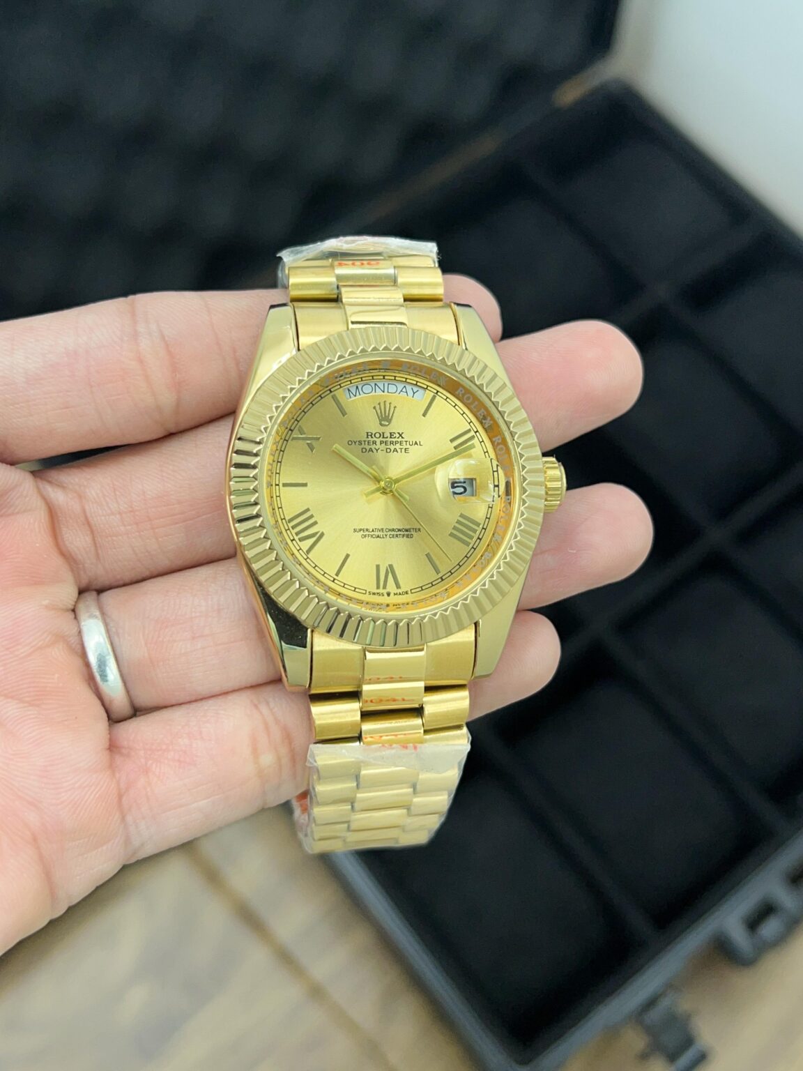 IMG 20241123 WA0009 scaled https://spacetimewatch.com/shop/rolex-day-date-automatic-yellow-gold/