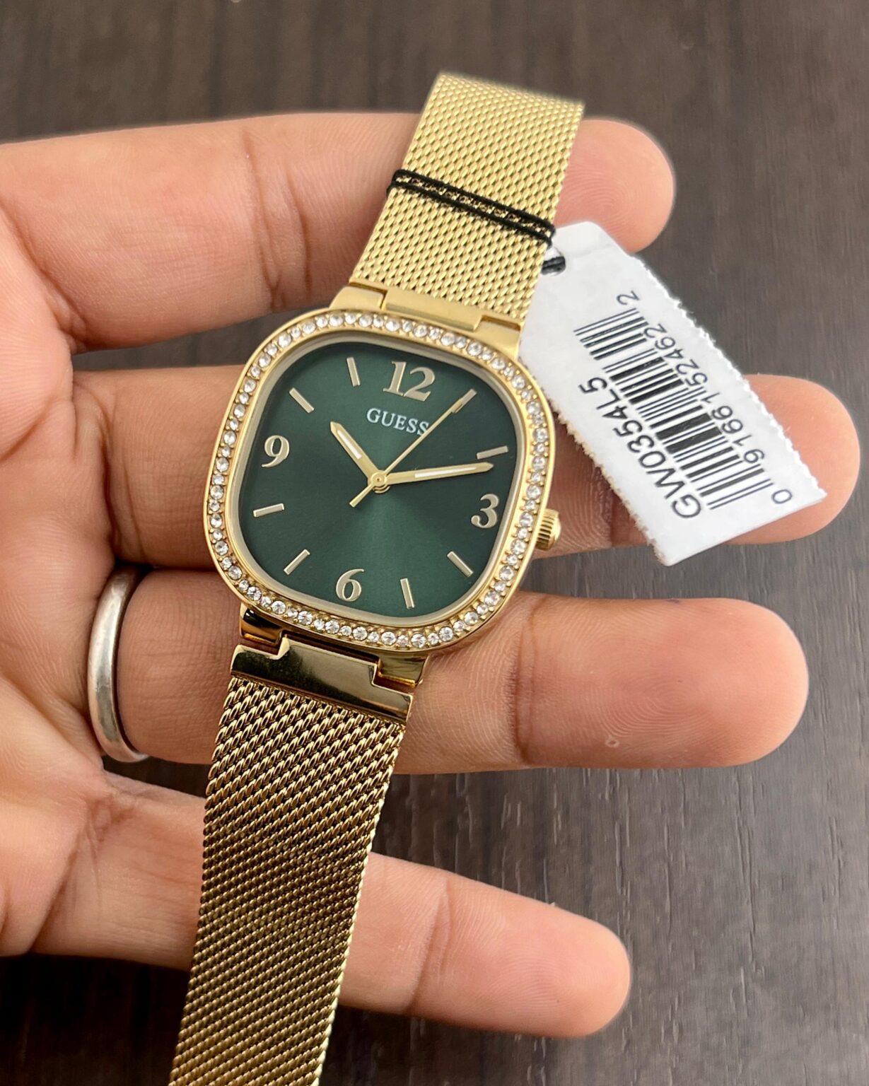 IMG 20241123 WA0028 scaled https://spacetimewatch.com/shop/guess-champagne-dail-analog-2/