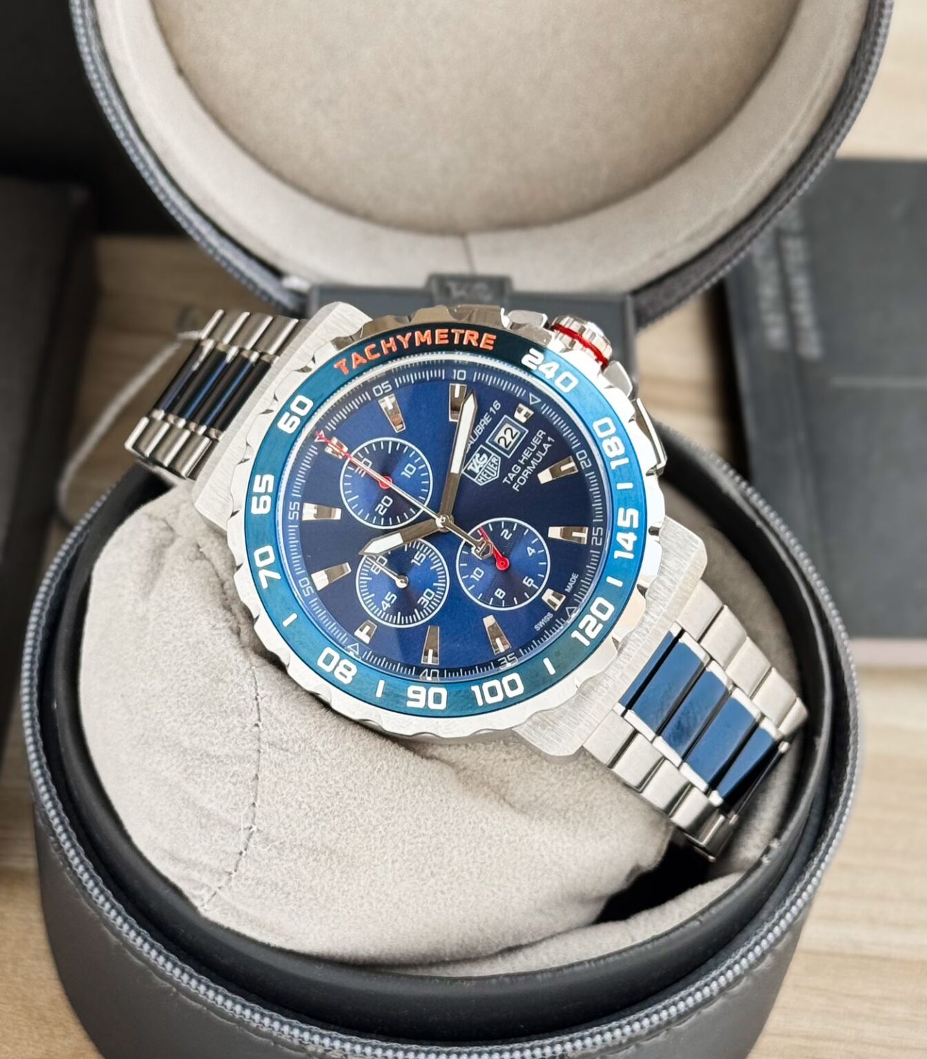 IMG 20241127 WA0012 https://spacetimewatch.com/shop/tag-heuer-gulf-special-formula-1/