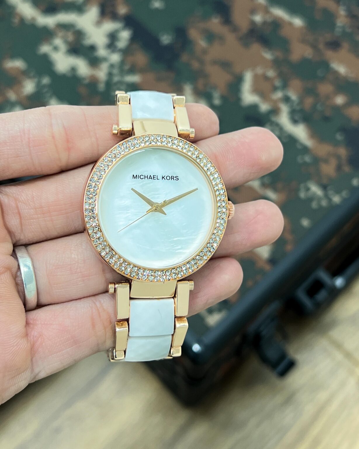 IMG 20241205 WA0005 scaled https://spacetimewatch.com/shop/michael-kors-mk6401/