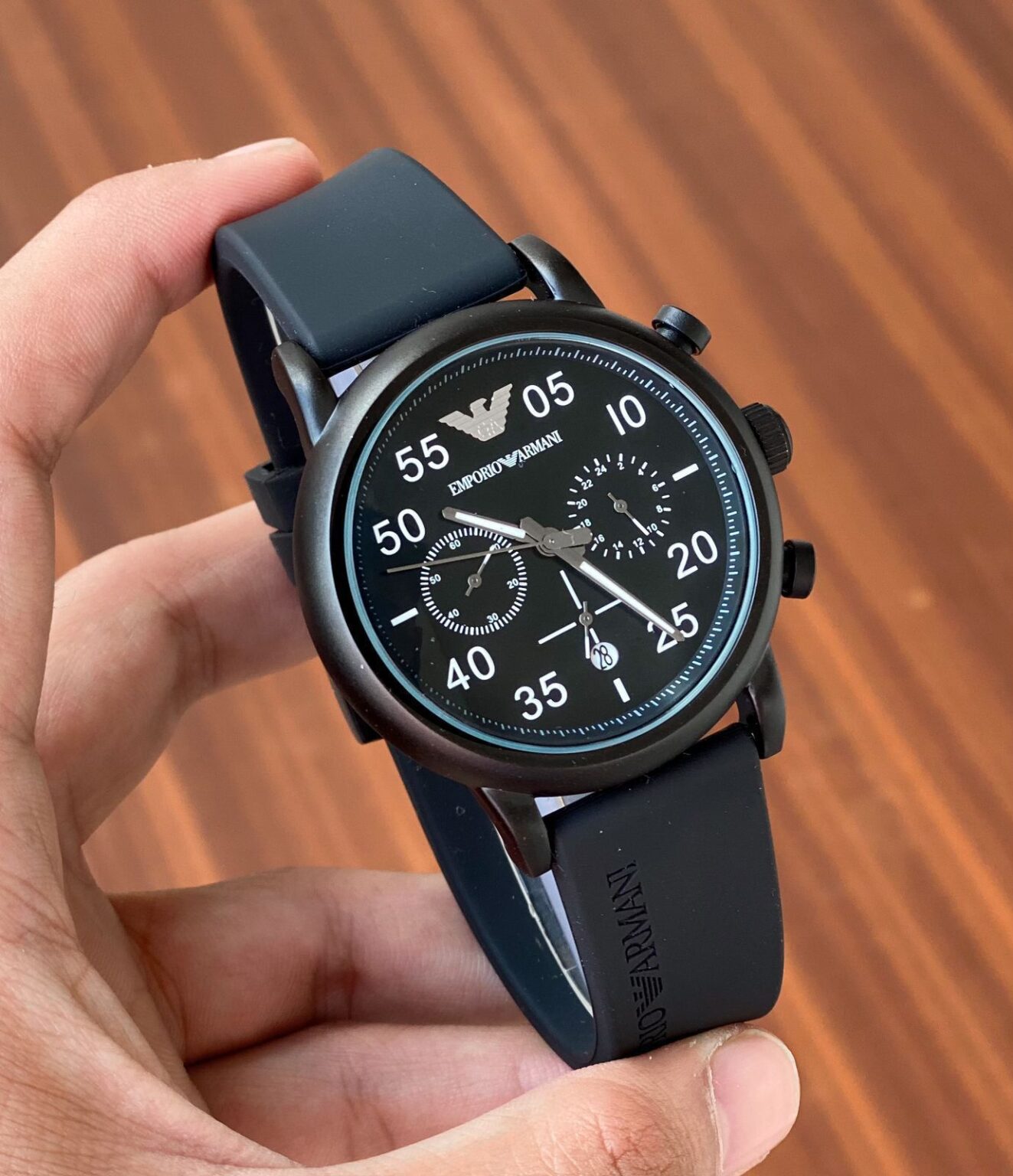 IMG 20241207 WA0054 https://spacetimewatch.com/shop/emporio-armani-luigi-11021/