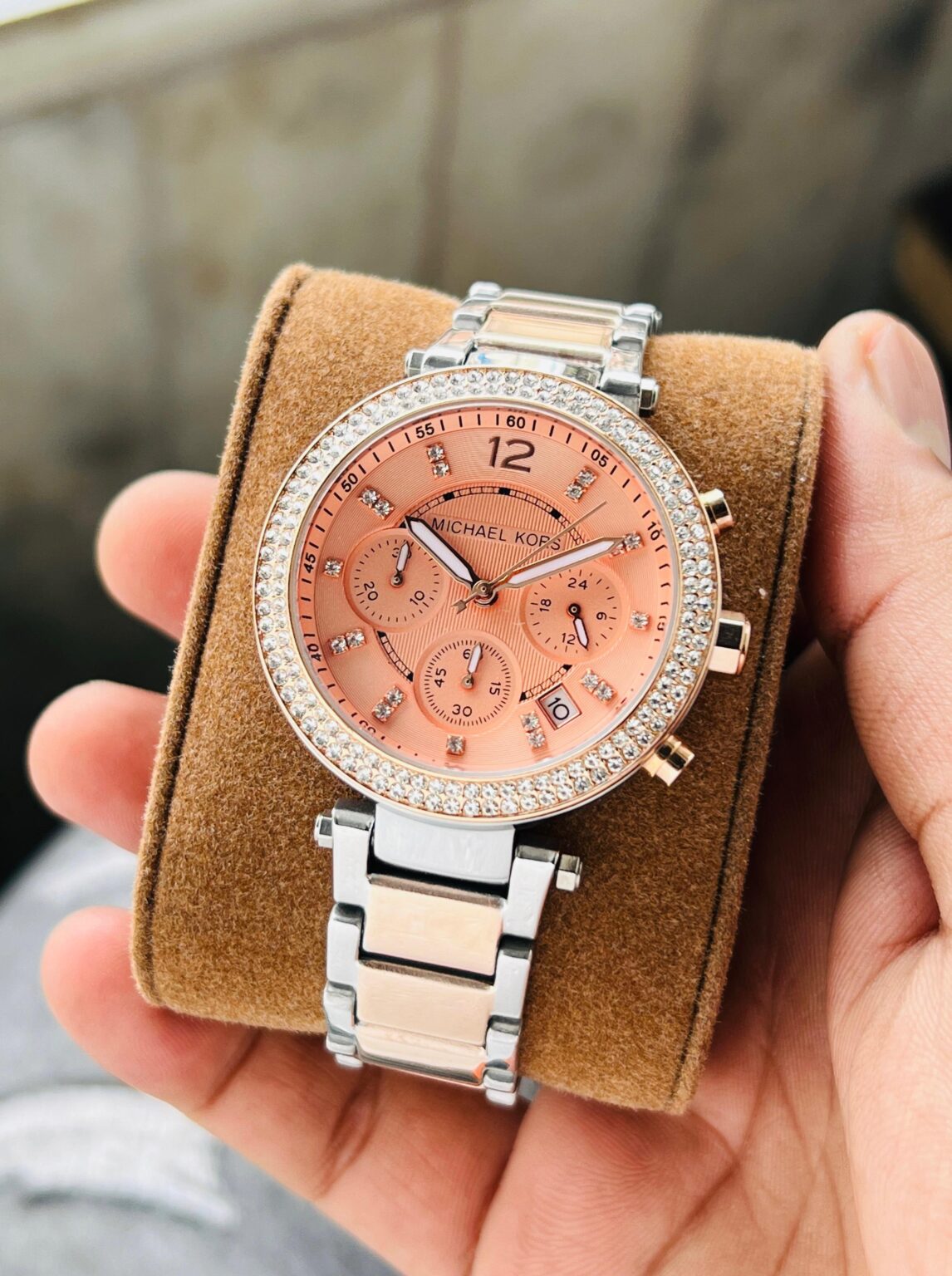 IMG 20241208 WA0054 scaled https://spacetimewatch.com/shop/michael-kors-parker-rose-gold/