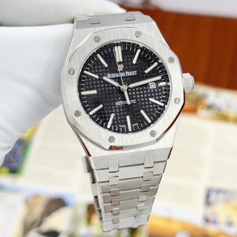 IMG 20241211 WA0033 https://spacetimewatch.com/shahrukh-khan-watch-collection/