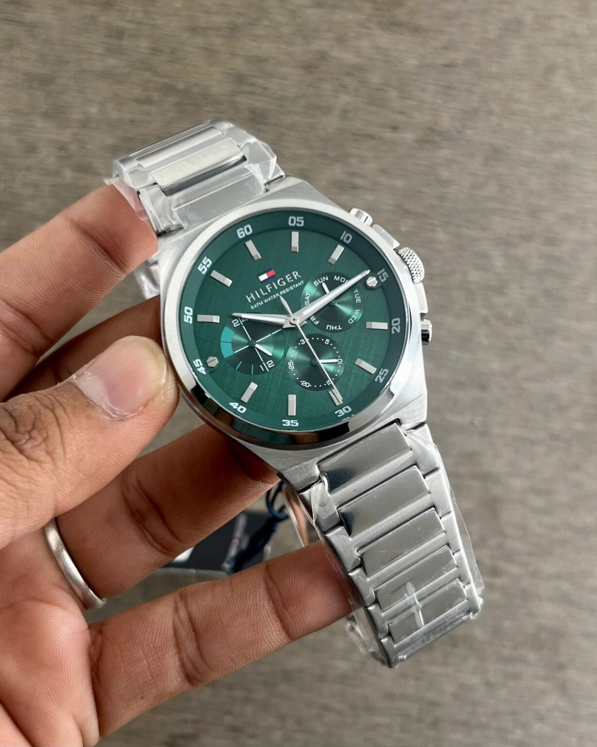IMG 20241213 WA0014 https://spacetimewatch.com/shop/tommy-hilfiger-dexter/