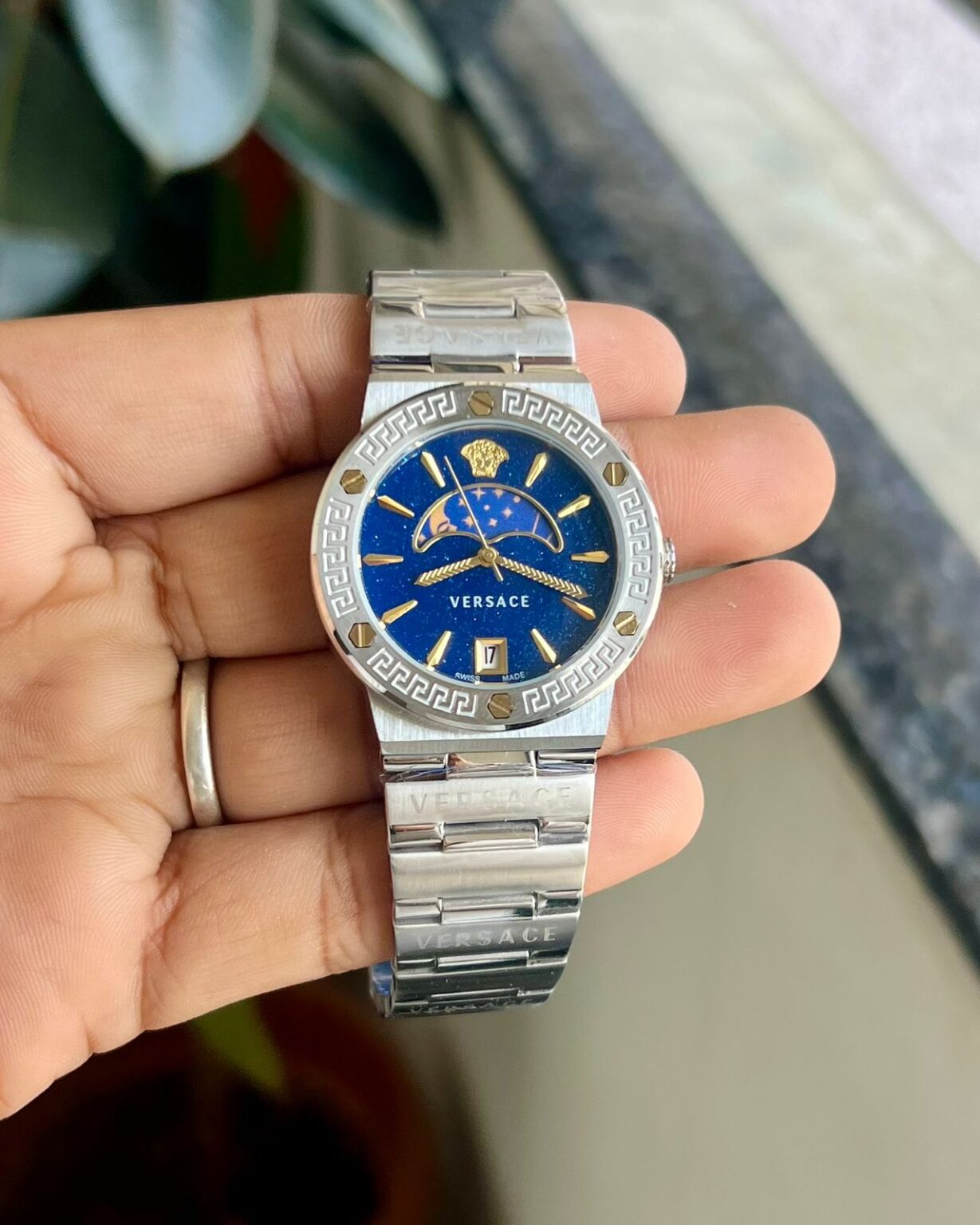 IMG 20241215 WA0065 https://spacetimewatch.com/shop/versace-swiss-blue-analog/