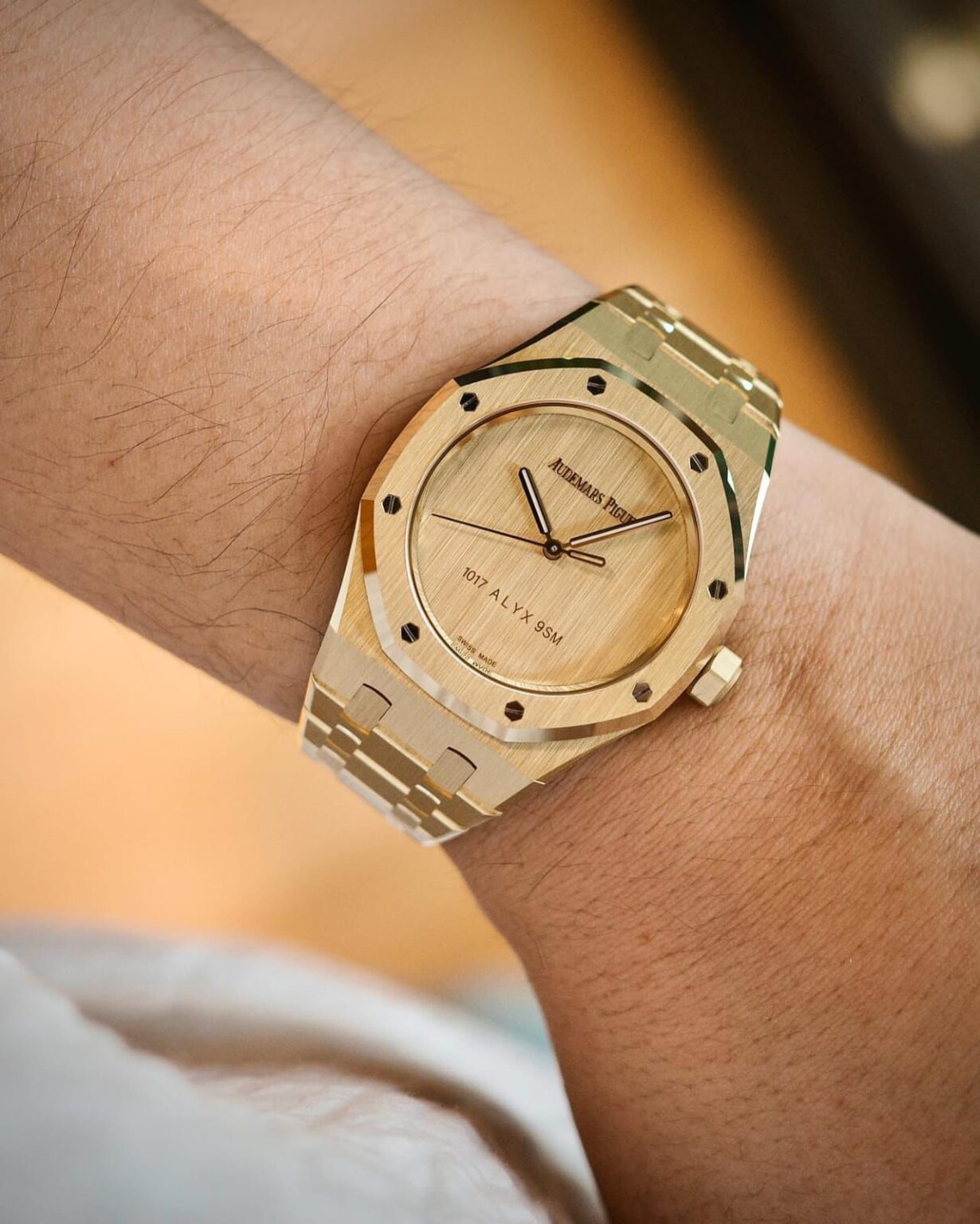 IMG 20241219 WA0028 https://spacetimewatch.com/shop/audemars-piguet-royal-oak-gold-2/
