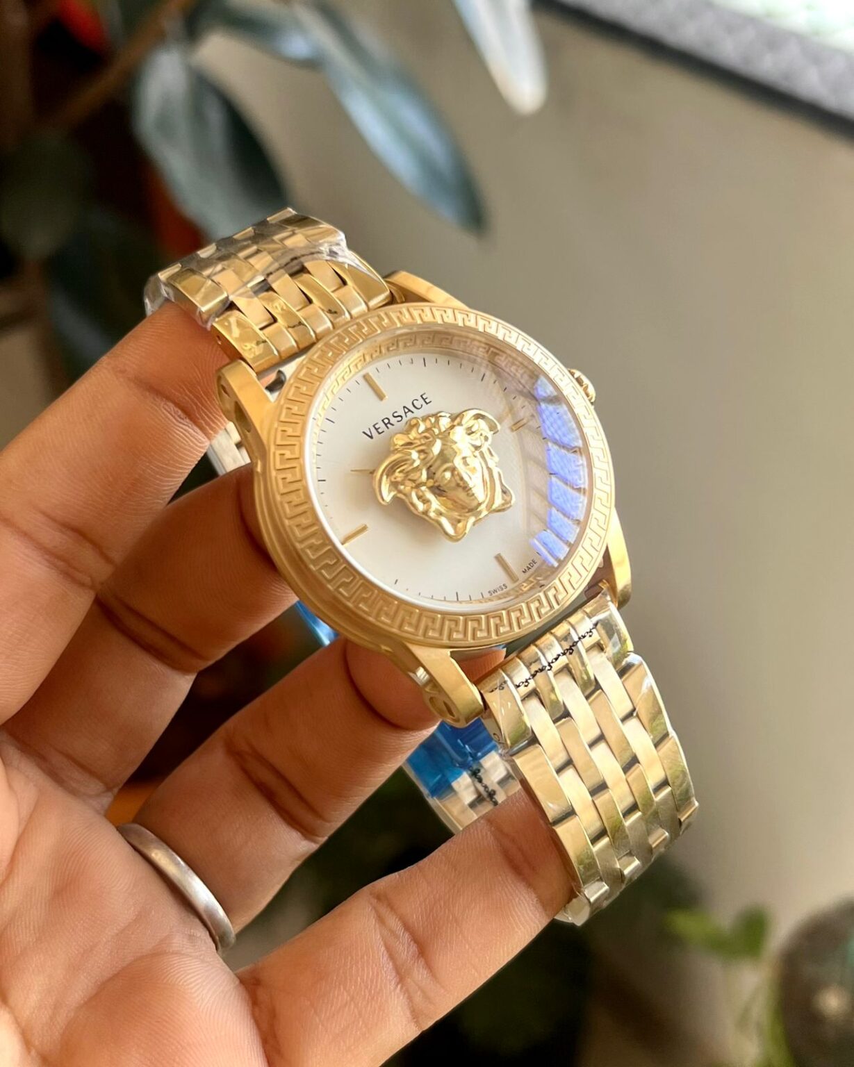 IMG 20241222 WA0014 https://spacetimewatch.com/shop/versace-palazzo-empire-2/