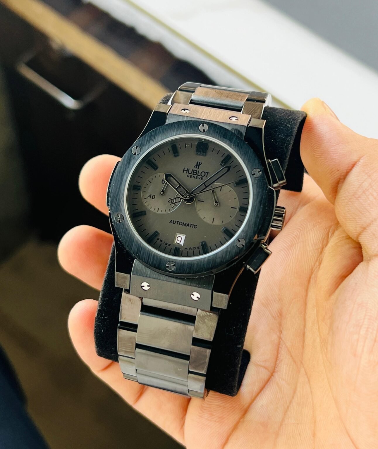 IMG 20241229 WA0019 scaled https://spacetimewatch.com/shop/hublot-first-copy-watches-big-bang-5-chronograph/