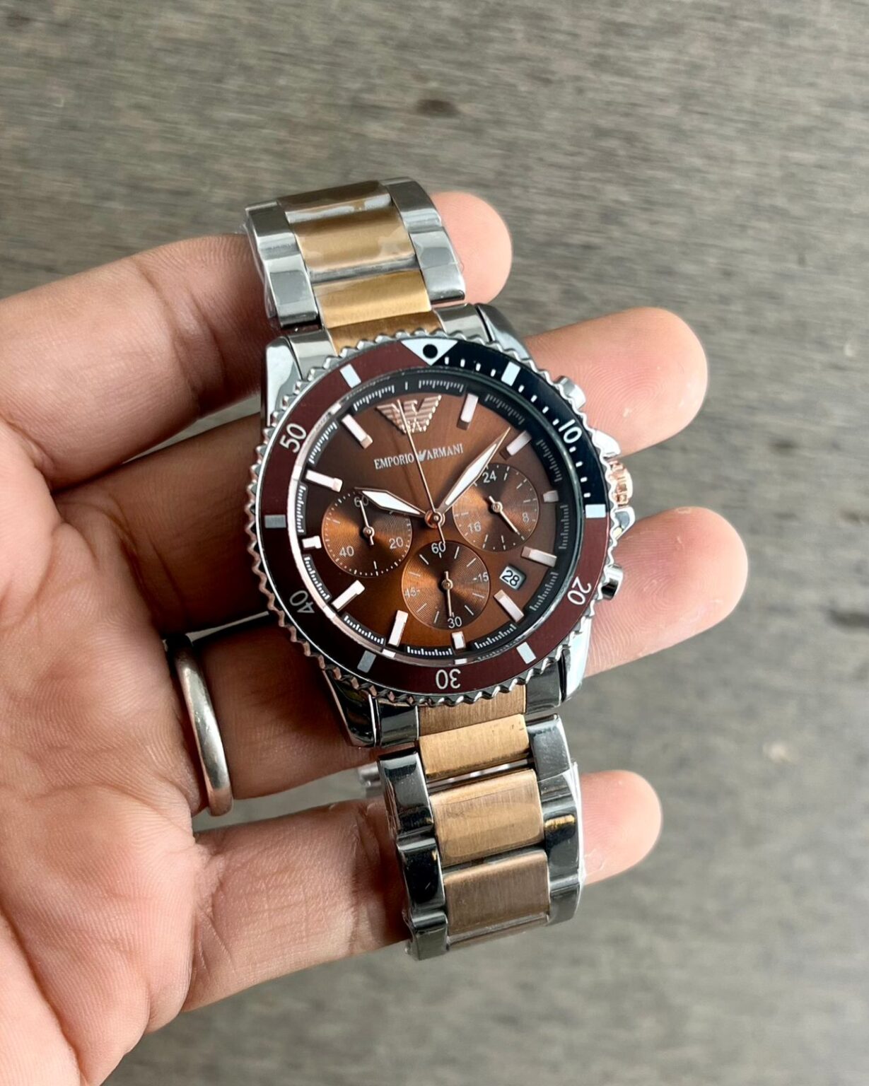 IMG 20250102 WA0004 https://spacetimewatch.com/shop/emporio-armani-brown-chronograph/