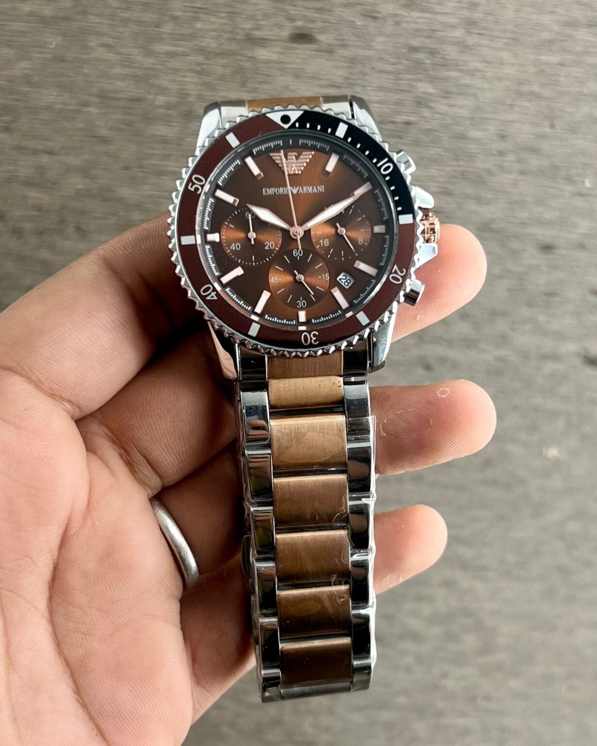IMG 20250102 WA0005 https://spacetimewatch.com/shop/emporio-armani-brown-chronograph/