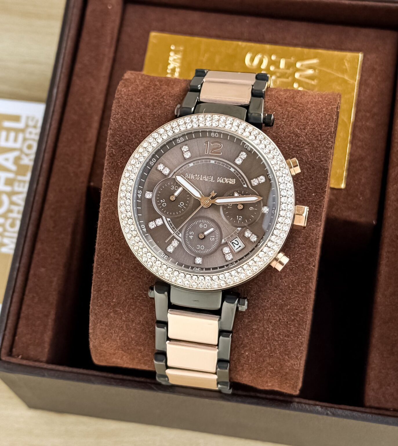 IMG 20250105 WA0011 https://spacetimewatch.com/shop/michael-kors-timepiece/