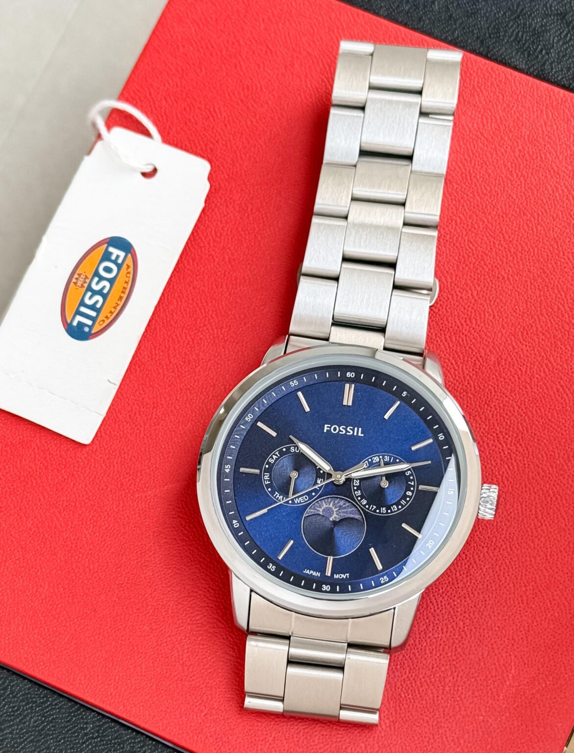 IMG 20250105 WA0056 scaled https://spacetimewatch.com/shop/fossil-silver-chronograph/